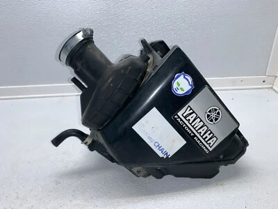 Yamaha YZ400 1999 98-02 OEM caja de aire de admisión. Foto 1 de 4