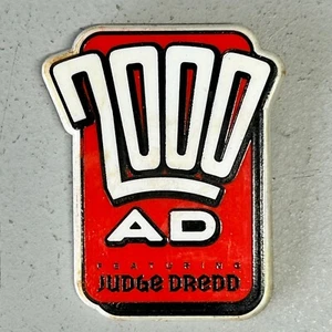 Vintage 2000 AD Judge Dredd Pin Badge 1994 Retro Comic Display Item - Picture 1 of 7