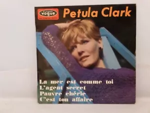 Petula Clark – La Mer Est Comme Toi Disques Vogue – EPL 8477 - Afbeelding 1 van 2