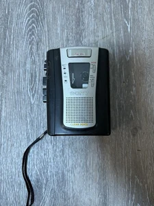 Walkman SONY TCM-459 V Cassette Corder De Colección Probado Funciona - Imagen 1 de 2