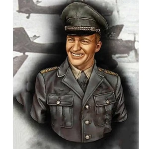 1/10 BUST Resin Model Kit German Officer WW2 Unpainted - Picture 1 of 1