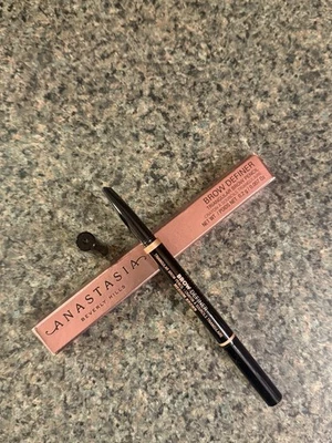 Anastasia Beverly Hills Brow Definer~Medium Brown~NIB~Full Size  - Image 1 of 4