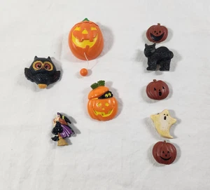 Vintage Lot Halloween Pins Brooch Button Covers Spooky Cat Witch Owl - Picture 1 of 5