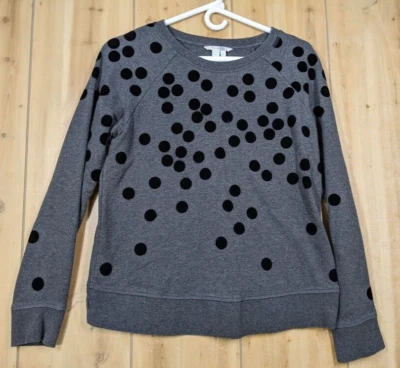 Sudadera Boden Gris con Lunares Negro Terciopelo Algodón Pullover Crew Cottage Usada en Excelente Condición Foto 1 de 4
