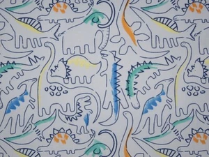 Dino Dinosaurier allover hellgrau Baumwolle Meterware Baumwollstoff Webware  - Bild 1 von 2