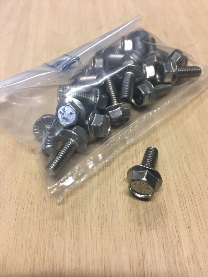 VITE ACCIAIO INOX A2 M6X16 TESTA ESAGONALE FLANGIATO ZIGRINATO SOTTOTESTA 20PZ. - Immagine 1 di 1