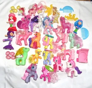 Lot of My Little Pony McDonalds with Accessories & Bratz Babyz Ponyz Tin Case - Picture 1 of 16