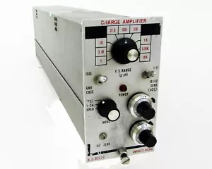Unholtz-Dickie - D22 Series - D22C-2 - Charge Amplifier - Picture 1 of 5