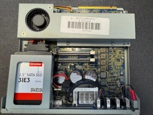Quixant QX-40-101R05 CPU casinò slot macchine da gioco Ver 2-CCGB R464l 4G1 CPU149 - Foto 1 di 12