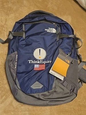 Mochila FlexVent The North Face Fall Line 28L - Azul Marino Multiusos con Logo Foto 1 de 4