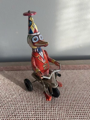 1940's Schylling Duck On Trike Tin Wind Up Toy Spinning Propeller Head with Key - Image 1 of 4