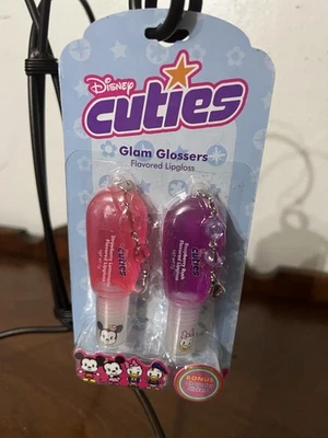 Винтажный подарочный набор Disney Cuties ароматизированный блеск для губ Minnie Daisy  - Изображение 1 из 4