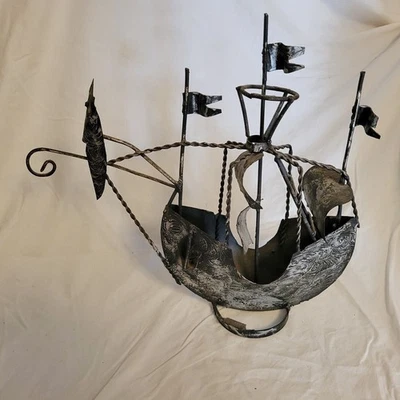 Arte en metal velero escultura forjado a mano decorativo patrón barco 14,5” x 16” Foto 1 de 4