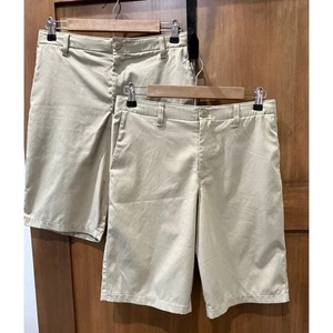 Under Armour Lot of 2 Loose Khaki Shorts Boy's Teens Sz 18 School Uniform (10") - Picture 1 of 8
