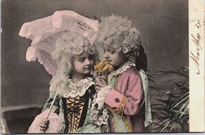 Children In Love Vintage Postcard B189 - Picture 1 of 2