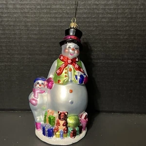 Snow Woman and Child Christmas ornament - Picture 1 of 12