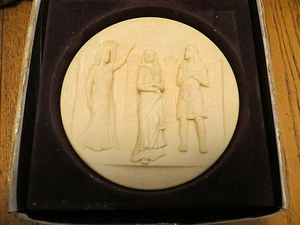 Barber of Seville Opera 3D Ivory Alabaster Gino Ruggeri Italy Hand Carved Plate - Picture 1 of 4