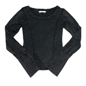 FREE PEOPLE We The Free Stuck On You Cuff Medium Fitted Top Gray Y2K - Picture 1 of 7