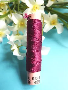 866B Beautiful Bobbin Pure Natural Silk Thread 'Flora' ZWICKY Garnet No. 482 - Picture 1 of 1