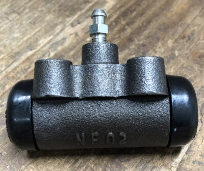 Новый из старых запасов задний цилиндр барабанного тормоза Beck/Arnley подходит для 84–85 BMW 318I #072–8311. - Изображение 1 из 4