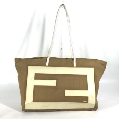 Bolso de Mano FENDI 8BH185 FF Logo Grande Bolso de Hombro Lona/Goma Beige/Blanco Foto 1 de 4