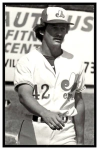 Bill Atkinson (1979) Montreal Expos Vintage Baseball Postcard BL1 - Picture 1 of 2