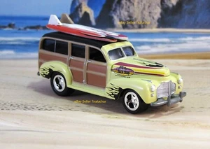 Classic Chevy Hot Rod Surf Station Wagon Boards Collectible Model 1/64 Scale - Picture 1 of 10