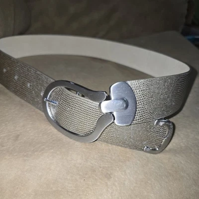 Женский ремень Chico's с уникальной пряжкой бронзового тона кожа маленький - Изображение 1 из 4