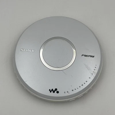 Sony D-FJ041 Walkman Reproductor de CD portátil G-Protection con sintonizador AM/FM en blanco Foto 1 de 4