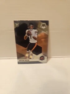 2021 Panini Mosaic Justin Fields Rookie RC #304 - Picture 1 of 2