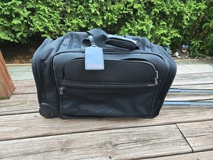 Tumi Alpha Compact 2 Wheel Weekender Carry On Overnight Bag / Duffle 22040D4 - Picture 1 of 24