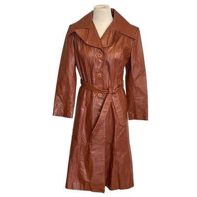 Gabardina de cuero marrón vintage años 70 para mujer con cinturón largo completo Uruguay Foto 1 de 4