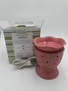 Calentador de cera Scentsy Tiara rosa princesa estrás tamaño mediano retirado funciona con bombilla - Imagen 1 de 3