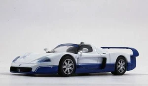 Altaya 1:43 Maserati MC12 series "Supercars" - Picture 1 of 4