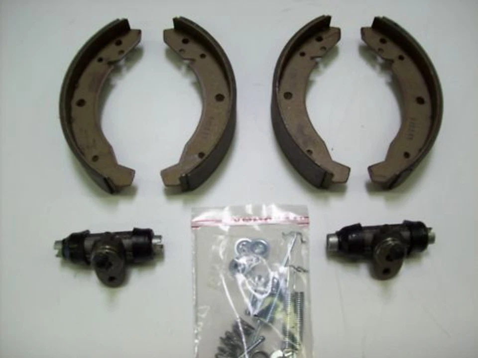 VW Käfer 1302 1303 Limousine Cabrio Bremsbacken & Radzylinder hinten - Bild 1 von 1