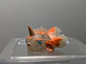 Pokemon 1997 Bandai Japanese Mini Figure - Finger Puppet - Goldeen Clear Edition - Picture 1 of 1