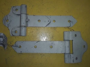 OEM INTERNATIONAL HINGE 443243002 QTY - 2 - Picture 1 of 3