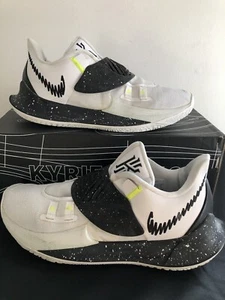 Nike Kyrie Low 3 TB White & Black CW6228-101 Men's Sz 10 - Picture 1 of 9