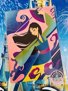 Postal de 5x7 2025 de los parques Disney WonderGround Mulan Spirit Strength Stacey Aoyama - Imagen 1 de 1
