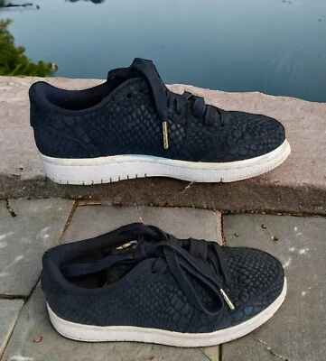 Nike Air Women's Retro Low Black Python Print Sail AJ6004-010 Size 5 - Image 1 of 4