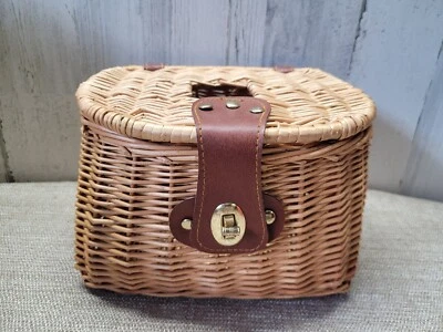 Pesca con mosca pescadores mimbre creel cesta tejido peces soporte cabina decoración Foto 1 de 4