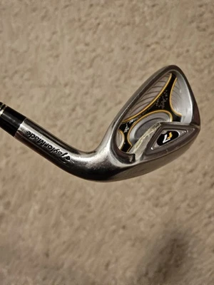 TaylorMade r7 9 Iron RH Stiff Flex T-Step 90 Steel Shaft - Image 1 of 4