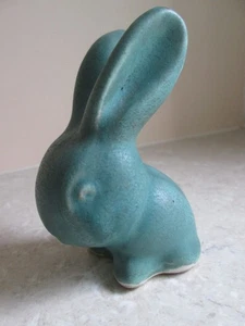 VINTAGE BOURNE DENBY GREEN SNUB NOSE BUNNY RABBIT C.1930's - Picture 1 of 8