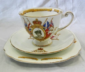Queen Elizabeth II  Windsor China   Coronation Teacup, Saucer & Plate 1953 (KST) - Picture 1 of 7