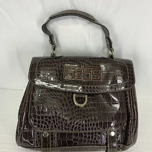 Borsa a mano GUESS finto rettile serpente Gator design pelle borsa marrone tasca - Foto 1 di 11