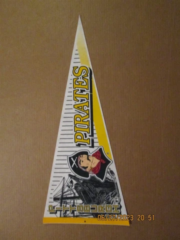 MLB Pittsburgh Pirates Vintage Circa 1994 Trench Team Logo Baseball Pennant Cover