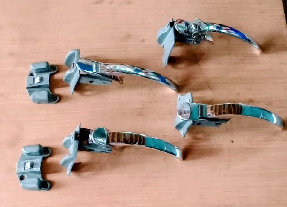 Outer Door Handle Set Brass Chrome Plated For Morris Minor Car - Image 1 of 1