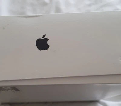 Mac Book Pro SOLO scatola - Immagine 1 di 4