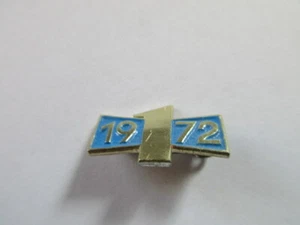Insignia de la RDA el dorado uno 1972 - Imagen 1 de 2
