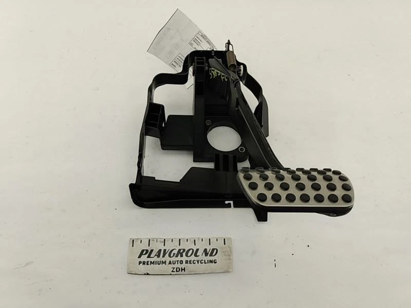 Conjunto de pedal de freno MERCEDES BENZ SLK 280 350 R171 compatible con 05 06 07 08 09 10 11 Foto 1 de 4